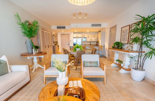 Cap Cana Marina Apartment | Chic apt with ocean view at Punta Palmera BB