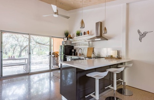 Dripping Springs Apartment | Chic Barndo w Heated Soaking Pool, Firepit, Trails