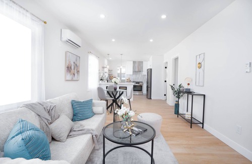 Eagle Rock House | Chic Comfort Meets Prime Location Mid-Term Rental in the Heart of Eagle Rock
