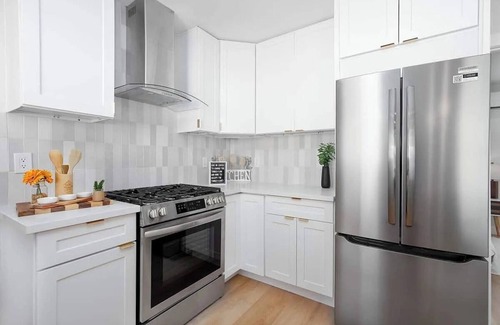 Eagle Rock House | Chic Comfort Meets Prime Location Mid-Term Rental in the Heart of Eagle Rock
