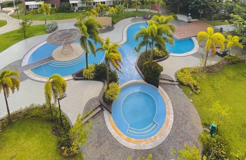 Iloilo Condo | Chic & Cozy Condo in the Heart of Iloilo