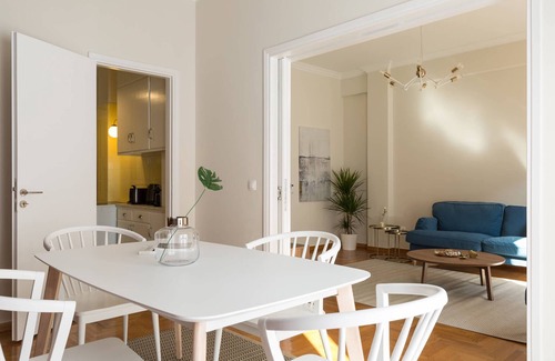 Plaka Apartment | Chic Flat in the Heart of Athens