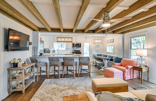 Myrtle Beach House | Chic Historic Myrtle Beach Cottage: Steps to Beach