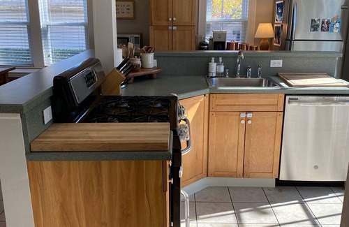 Asbury Park House | Chic Historic Victorian In The Heart Of Asbury Park - Walking Distance to Beach