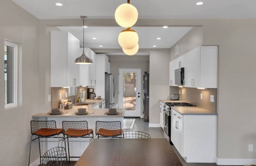 Blenman-Elm House | Chic Modern Home, Central Tucson