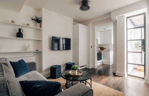 Regent's Park Apartment | Chic Newly Refurbished 1-Bed Flat in the Heart of Marylebone