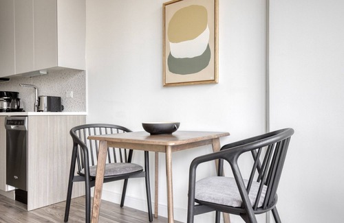 South Loop Apartment | Chic South Loop Jr 1BR w/Lounge, Pool & Gym nr Grant Park, by Blueground