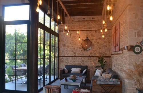 Kaleici House | Chic Stone House with Lush Garden Faced to Scenic Historical Ramparts
