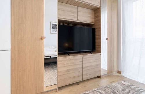 Gasperich Apartment | Chic Studio - Cloche D'Or