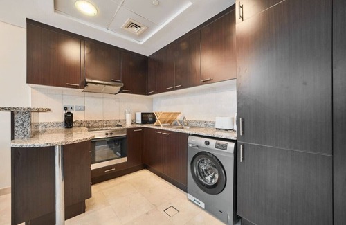 Bur Dubai Apartment | Chic Studio in Sky Gardens, DIFC | Prime Location