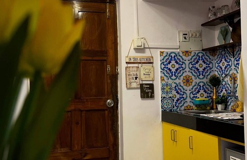 Saunta Vaddo Apartment | Chic Studio+Pool+2mins-Baga Lanenn