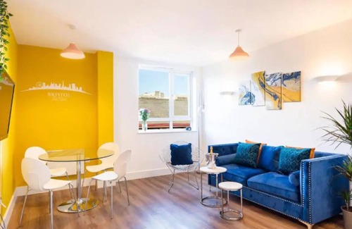 Saint Paul's Apartment | Chic & Stylish 2BD Flat in picturesque Bristol