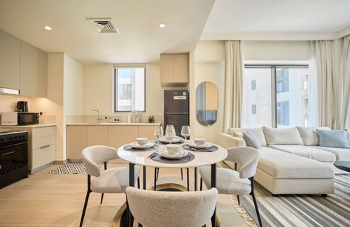 Dubai Apartment | Chic & Sunny 1BR Escape | Grove Creek Beach Access