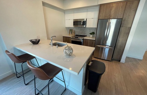 Koreatown Hotel | Chic Urban Retreat in Heart of LA