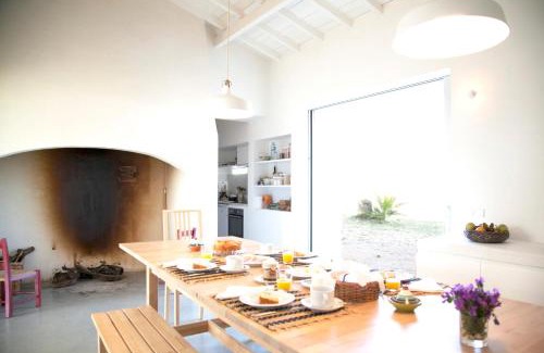 Evora Villa | Chic Villa with Private Pool near Évora
