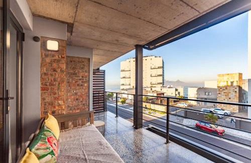 West Beach Apartment | Chic Warehouse Style 1 bedroom, Blouberg Beachfront, 14 Manhattan