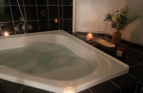 North Lakes House | Chill Lux SPA Unit