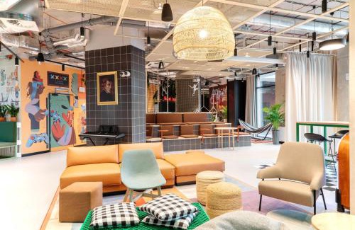 Warsaw Apartment | Chillout Dorm Warszawa by BookingHost