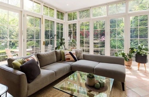 Stirling House | Chilterns of Stirling - Tranquil Hidden Treasure