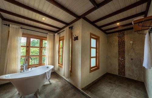 Fort Portal Cabin | Chimpundu Lodge