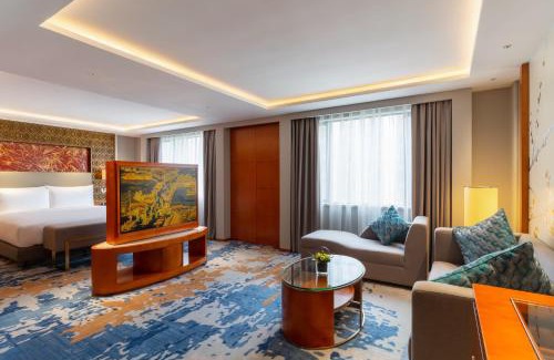 Yuexiu Hotel | China Hotel Guangzhou - Subway direct to Pazhou Exhibition Center, Free shuttle during Canton Fair & Exhibitor registration Counter