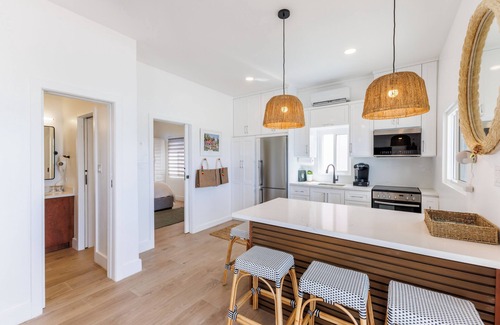 West End Villa | CHMADA BEACH VILLA - Chic new luxury beachfront villa with pool & hot-tub