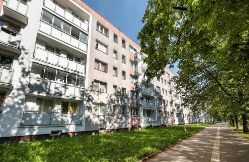 Targowek Apartment | Chodecka Homely Apartment by BookingHost