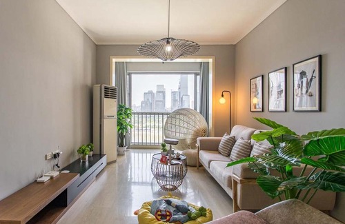 Jeifangbei Central Business District Apartment | Chongqing Yuzhong·Hongya Cave· Locals Apartment 00115320