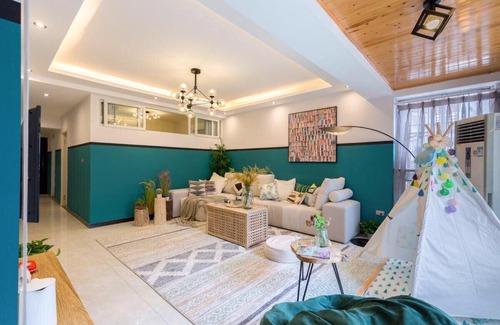 Jeifangbei Central Business District Apartment | Chongqing Yuzhong·Hongya Cave· Locals Apartment 00170140