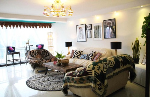Jeifangbei Central Business District Apartment | Chongqing Yuzhong·Hongya Cave· Locals Apartment 00130960