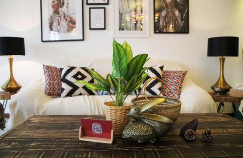 Jeifangbei Central Business District Apartment | Chongqing Yuzhong·Hongya Cave· Locals Apartment 00130960