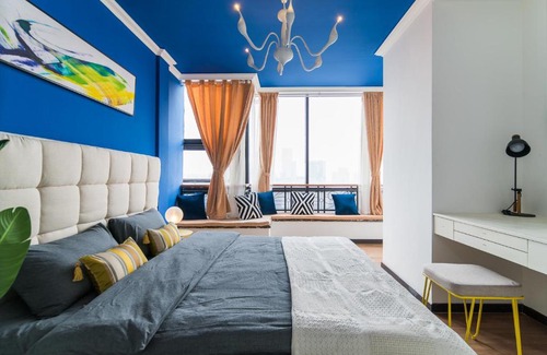 Jeifangbei Central Business District Apartment | Chongqing Yuzhong·JieFangbei· Locals Apartment 00124940