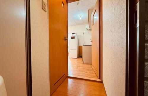 Higashi Apartment | Choyo 102
