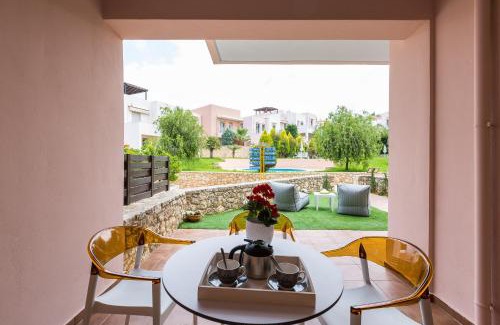 Loutra House | Chris House
