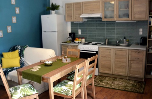 Archanes-Asterousia Apartment | Chrismma Apartment with private yard, parking