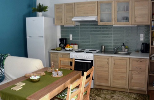 Archanes-Asterousia Apartment | Chrismma Apartment with private yard, parking