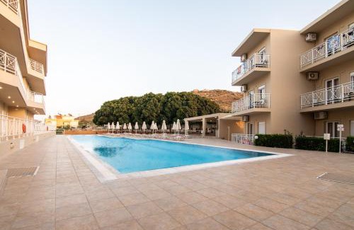 Agia Pelagia Hotel | Chrissy's Paradise