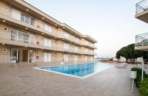 Agia Pelagia Hotel | Chrissy's Paradise
