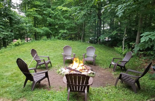 Old Forge Ski Chalet | Christmas in Old Forge Available Now! Fully Decorated House!