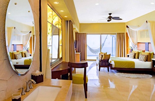Puerto Vallarta Resort | Christmas week! Amazing Mtn Unit: 3 Bdrm Suite: Available December 20-27, 2025