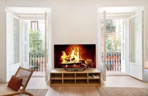 Justicia Apartment | Chueca Fuencarral - 5 Bdrms 5 Baths 12 pax