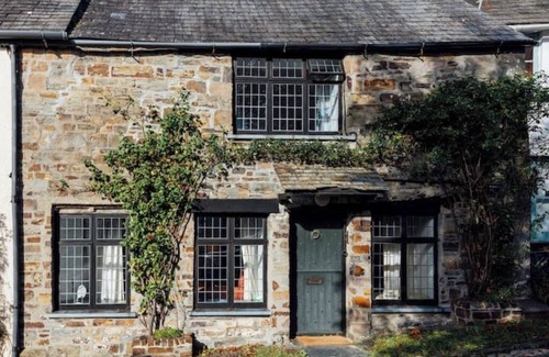 Stratton Cottage | Church Cottage Stratton x6 per wk
