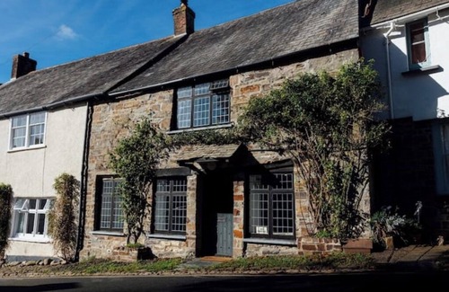 Stratton Cottage | Church Cottage Stratton x6 per wk