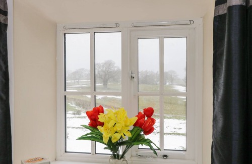 Sawley Cottage | CHURCH FARM ANNEX, pet friendly, with a garden in Ripon