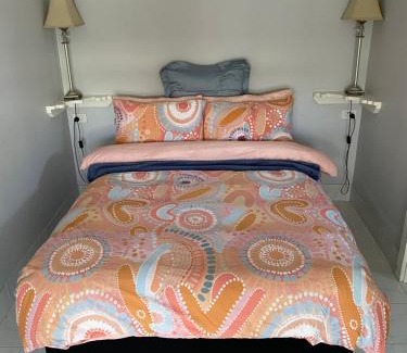 Swansea Bed & Breakfast | Churchill's B&B twin spa getaway Studio