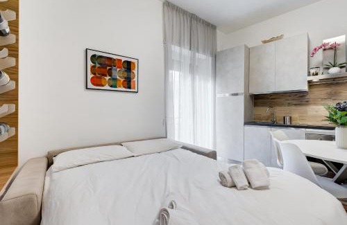 Ciampino Apartment | Ciampino Luxe -15min Termini, Airport and Train Station -