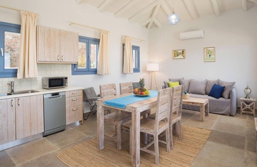 Tsoukaladhes Villa | Cielo - Two Bedroom Villa, Sleeps 4