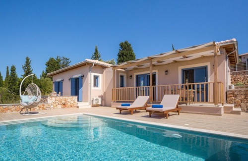 Tsoukaladhes Villa | Cielo - Two Bedroom Villa, Sleeps 4
