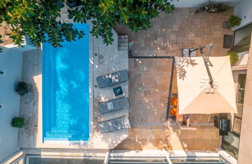 Yalikavak Villa | Çimentepe Residence Deluxe 1 - Villa with Pool & Close to Yalikavak Marina