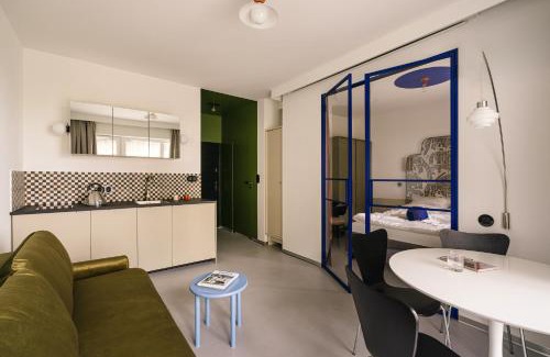 Stare Miasto Apartment | Cinema 1114 Quorum apartment with projector